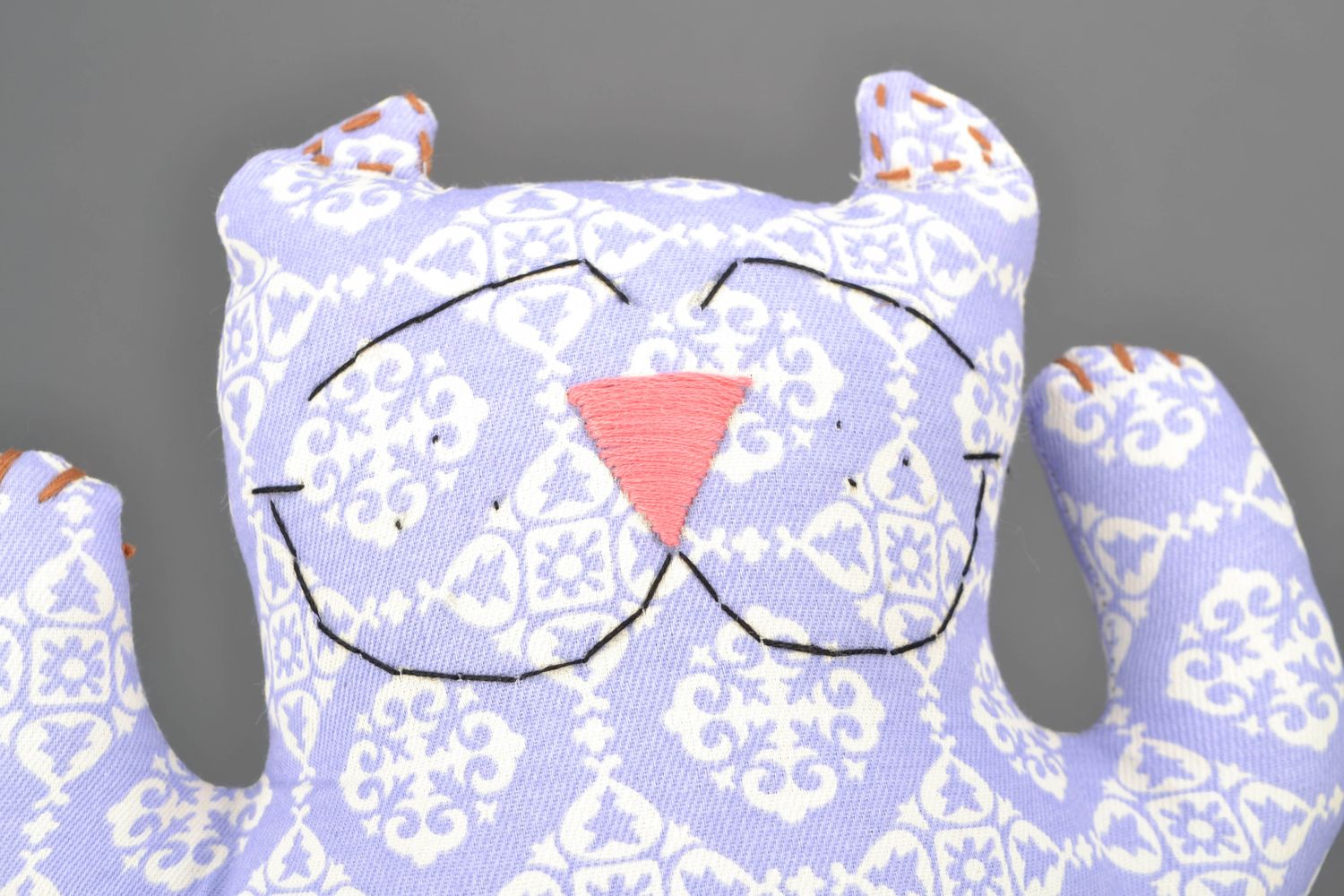 Игрушка подушка кот из ткани ручная работа  фото 2