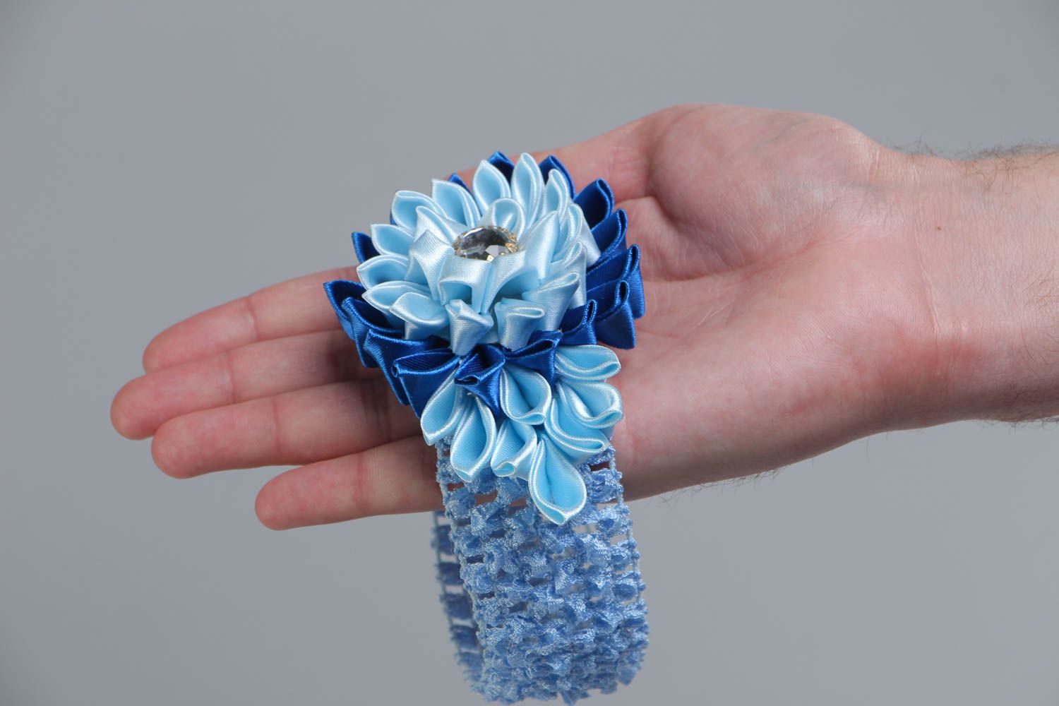 Handmade stylish bright blue stretch headband with kanzashi satin flowers photo 5