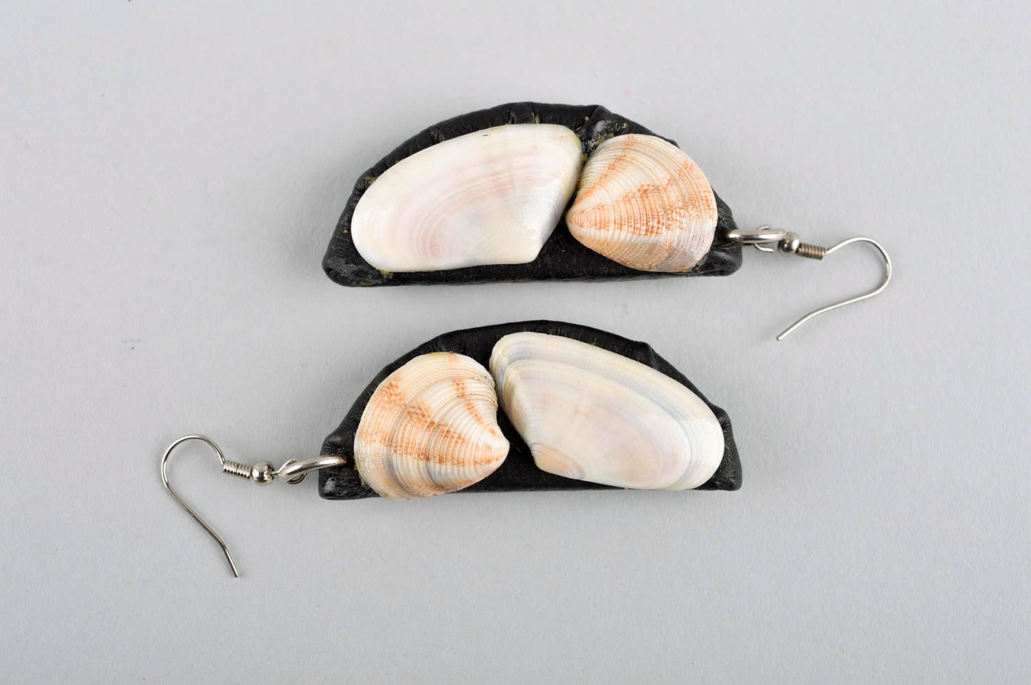 Handmade wooden earrings leather earrings in marine style jewelry designs  photo 5