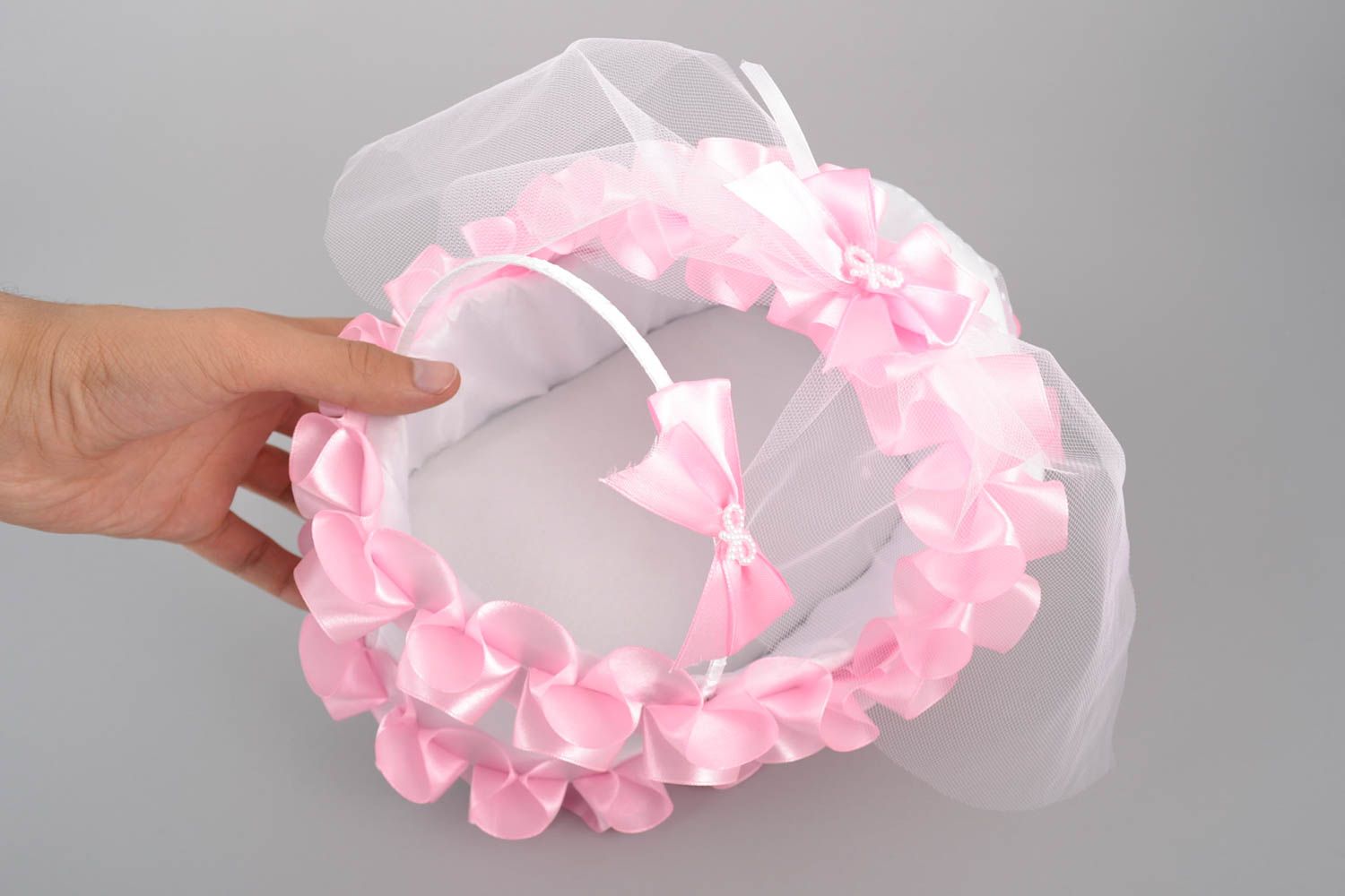 Panier de mariage mignon en tissu rose petit fait main en forme de poussette photo 5