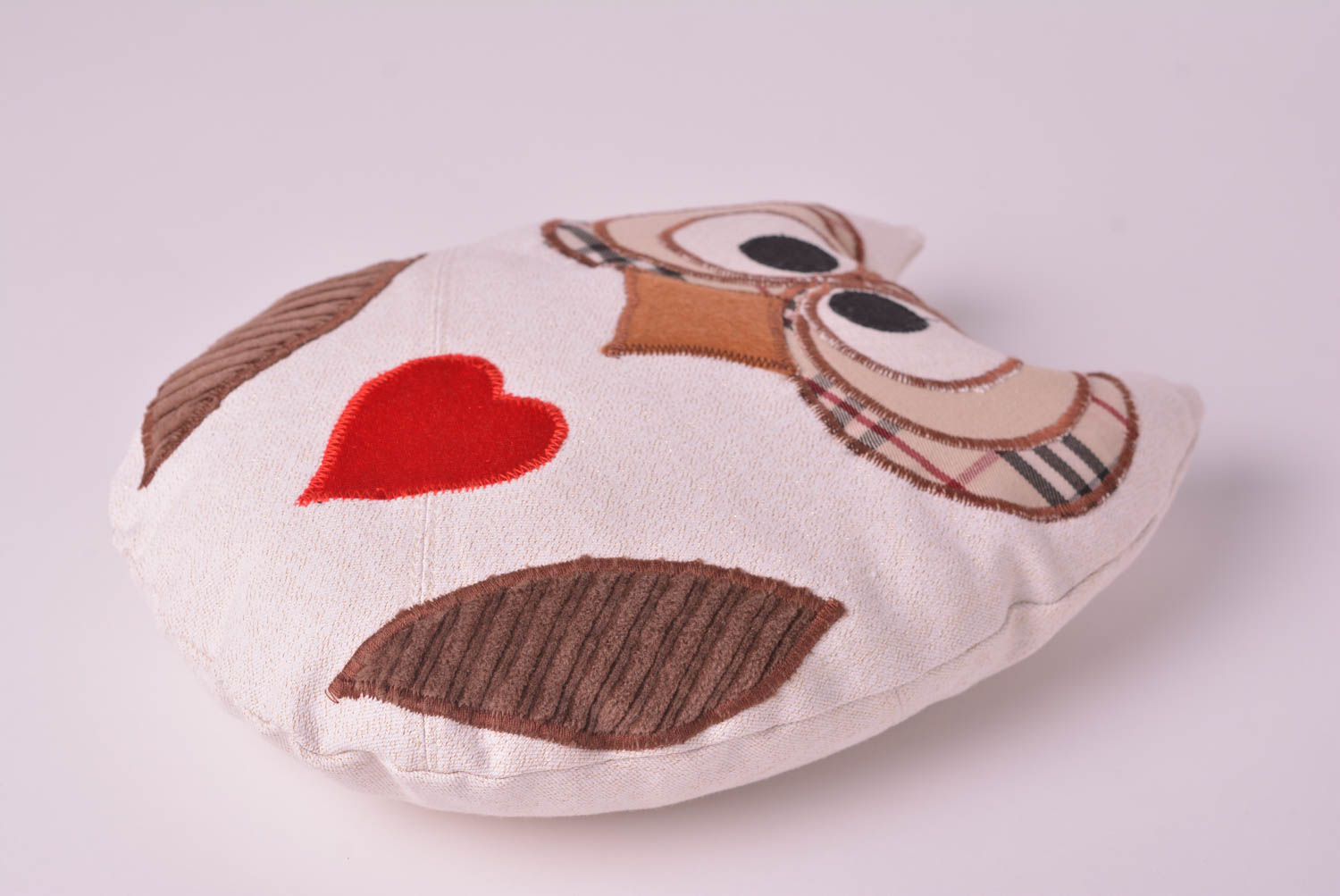 Игрушка-подушка хэнд мэйд детская игрушка диванная подушка сова с сердечком фото 3