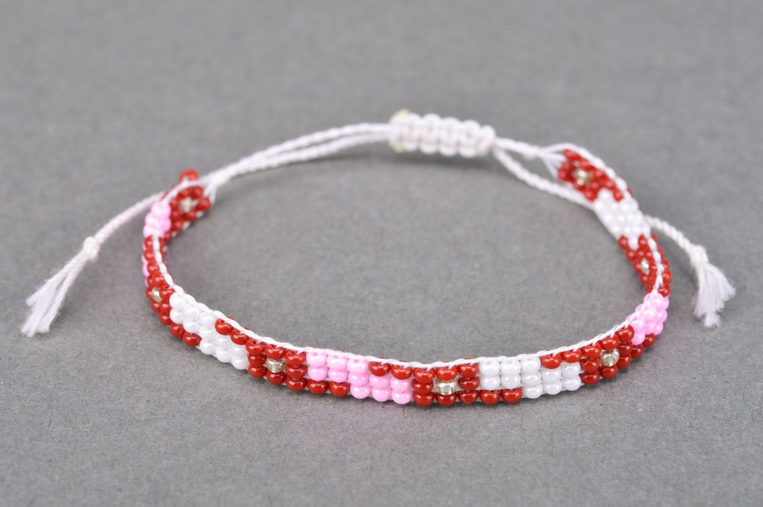 White and red handmade women's thin beaded wrist bracelet with ties photo 2