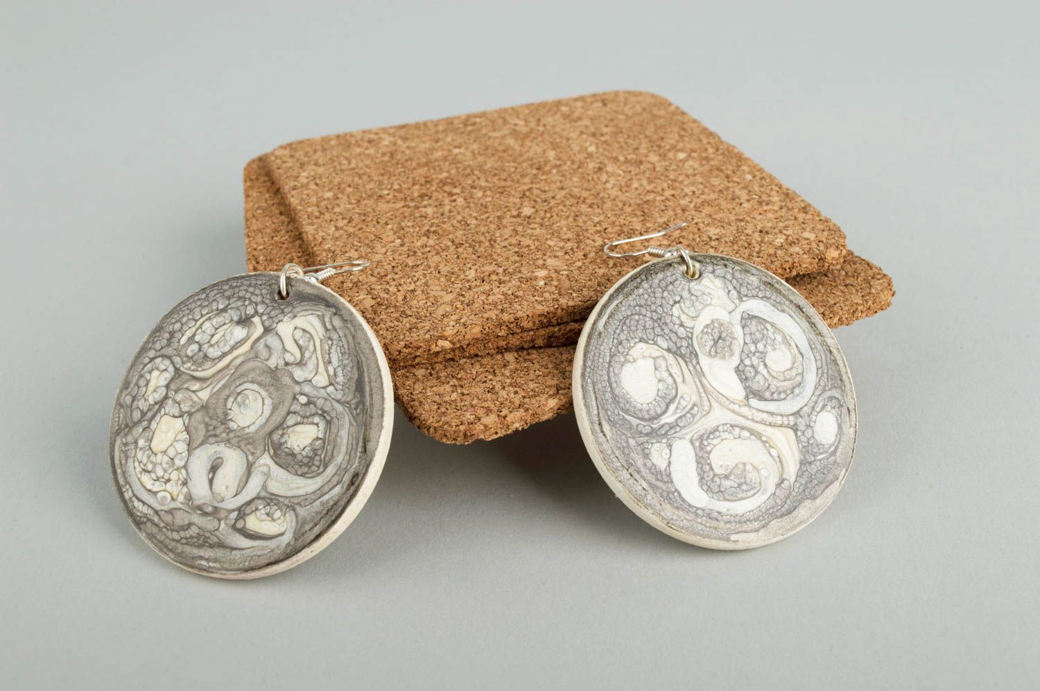 Modischer Juwelier Modeschmuck Accessoire für Frauen handgemachte Ohrringe foto 1