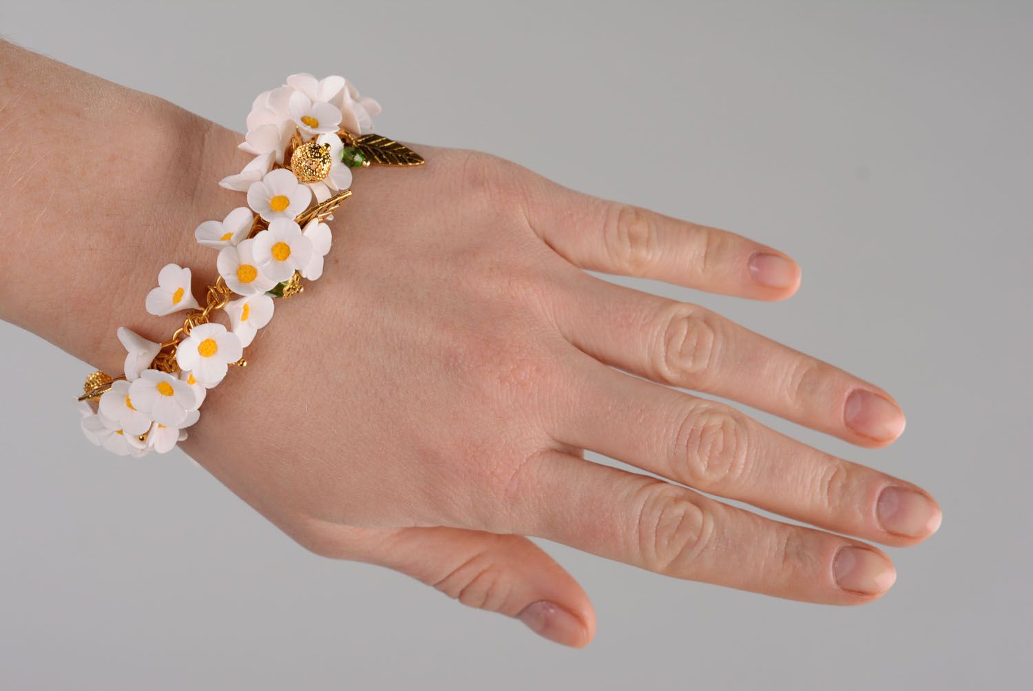 Bracelet fleurs en pâte polymère Lilas blanc  photo 1