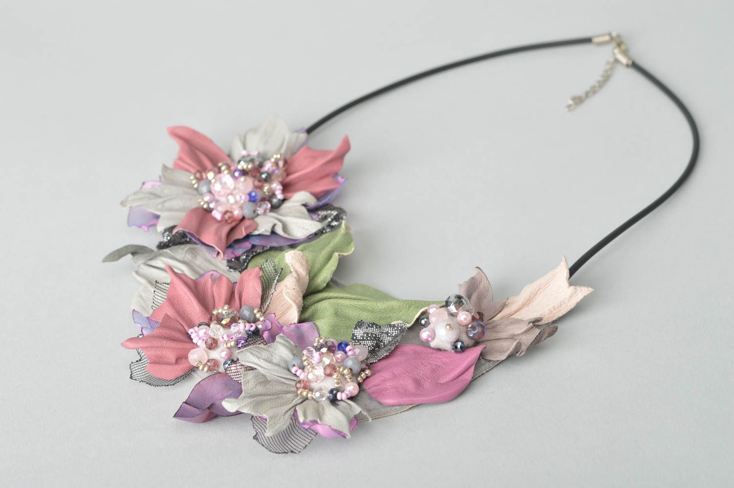 Handmade Blumen Collier Leder Schmuck Accessoire für Frauen massiv für Geschenk foto 2