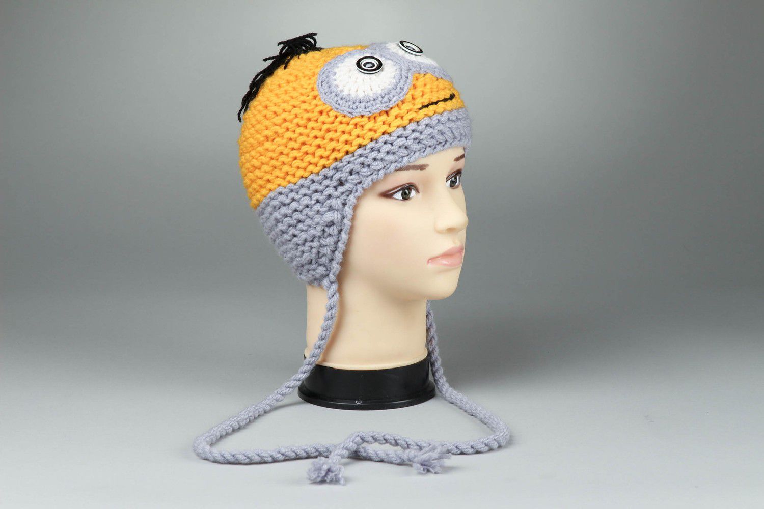 Knitted hat photo 2
