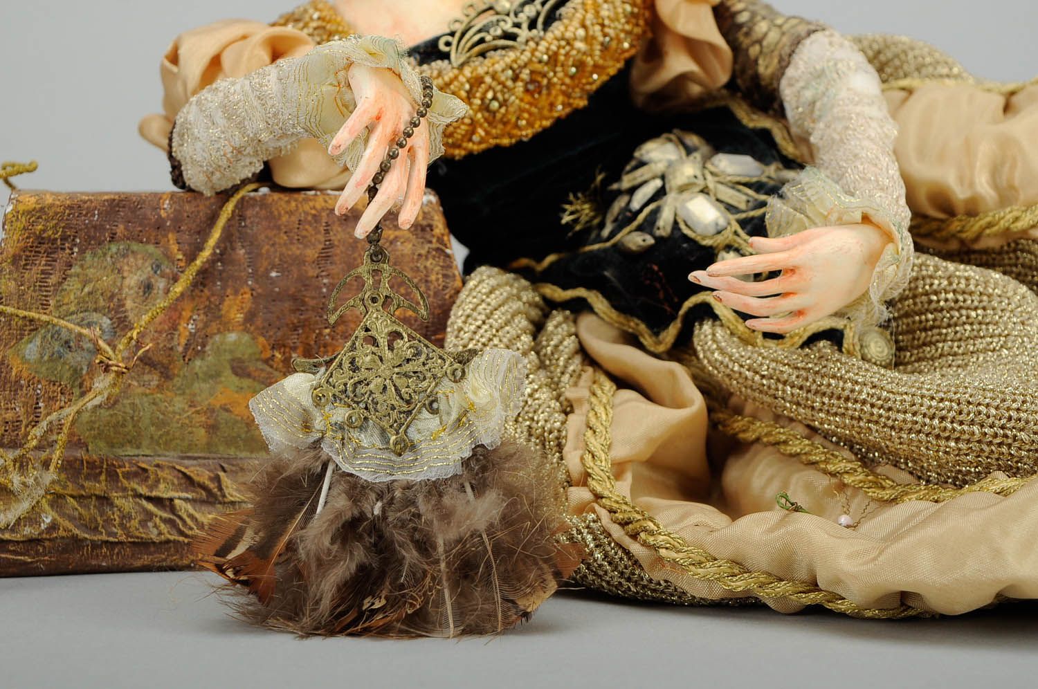 Author's dolls made of vintage fabrics Elizabeth photo 5
