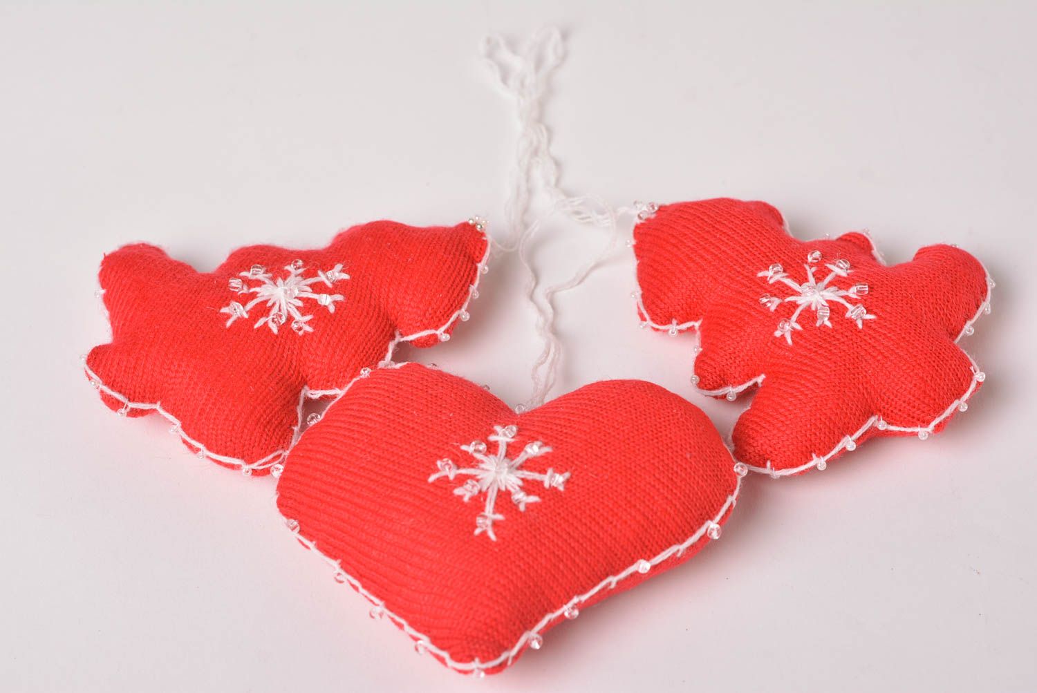 Décorations pour sapin de Noël faites main 2 sapins et coeur rouges Déco Noël photo 3