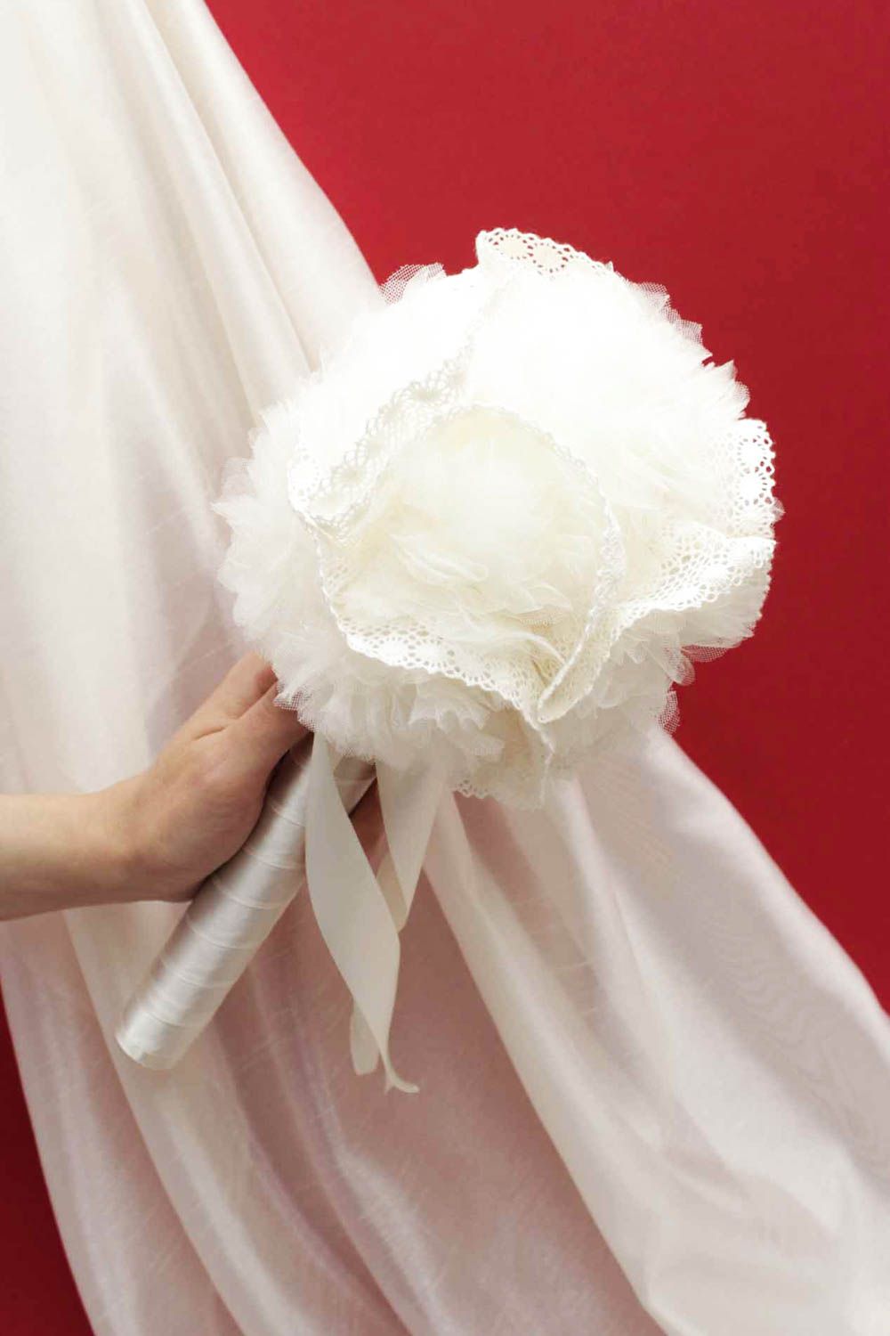 Mazzo di fiori artificiali nuziale fatto a mano bouquet decorativo matrimoniale foto 1