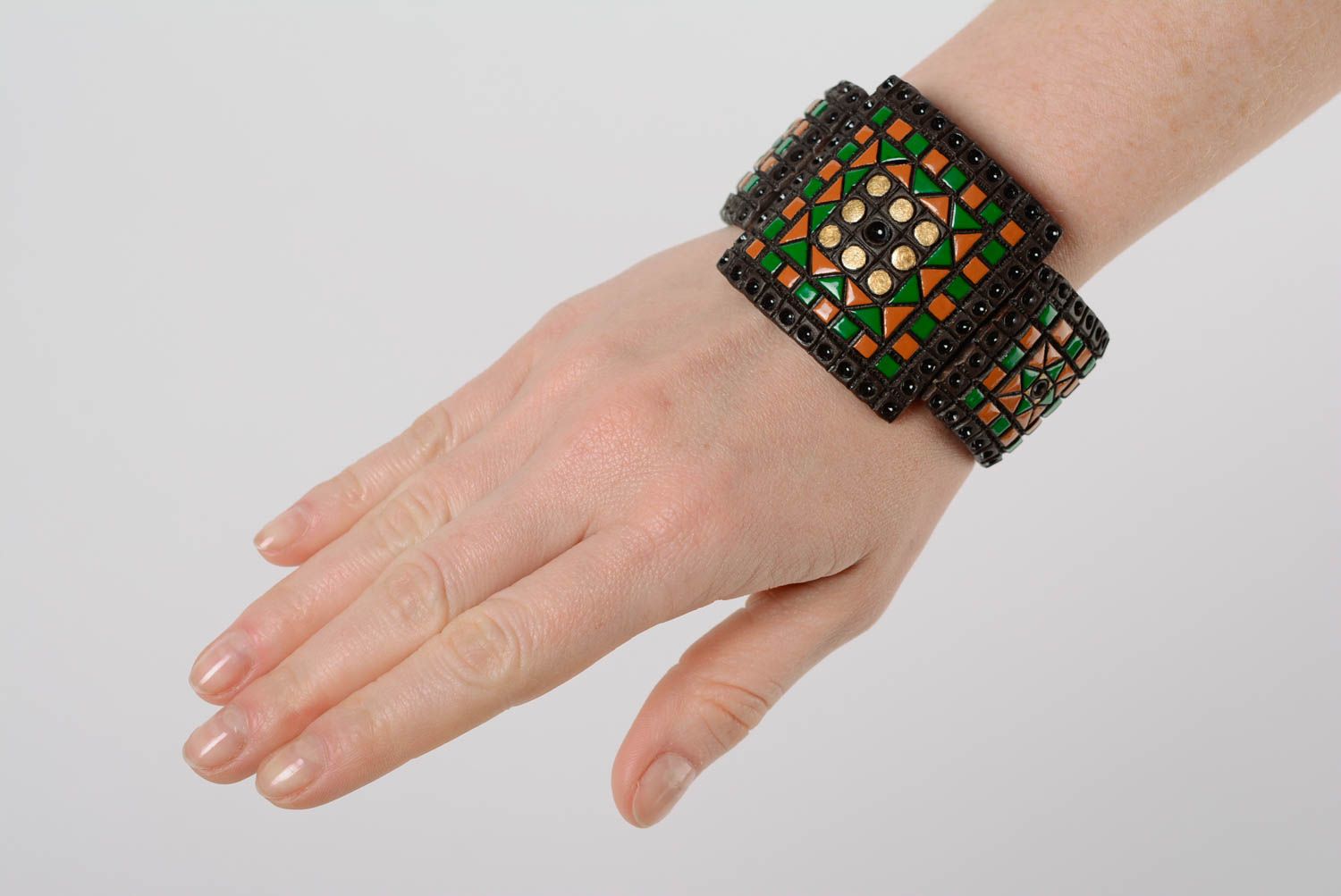 Handmade Damen Armband mit Ornament bunt massiv aus Ton mit Lederriemen ethnisch foto 3