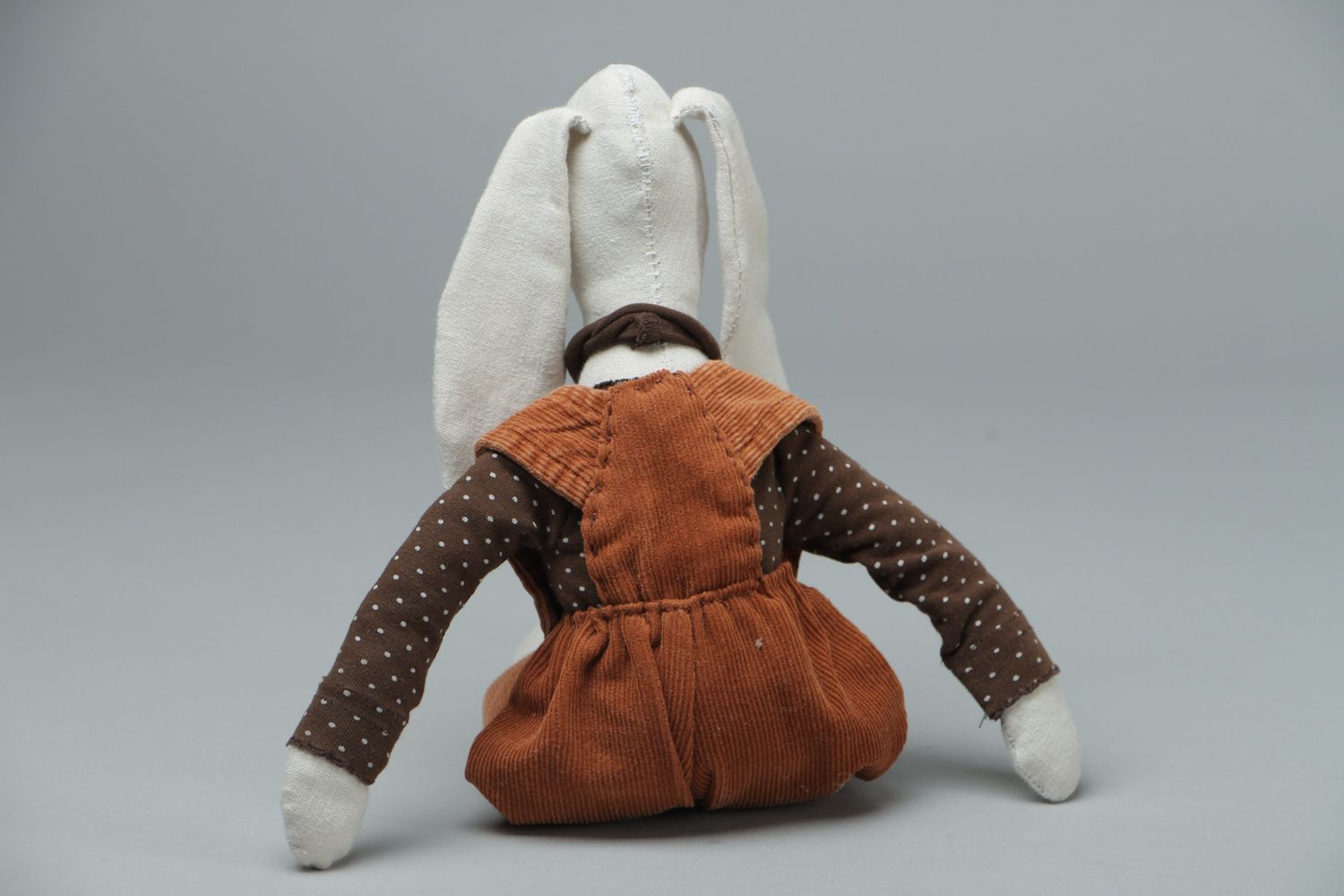 Muñeco de tela con orejas largas foto 3