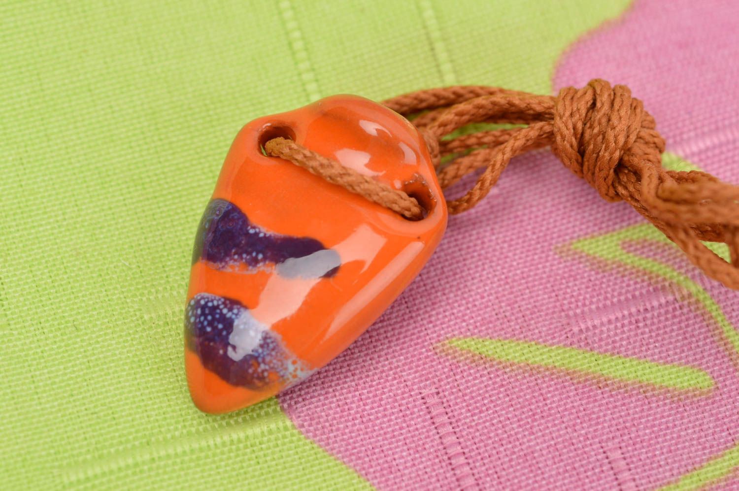 Кулон ручной работы глиняный аромакулон украшение на шею Оранжевый кувшин фото 1