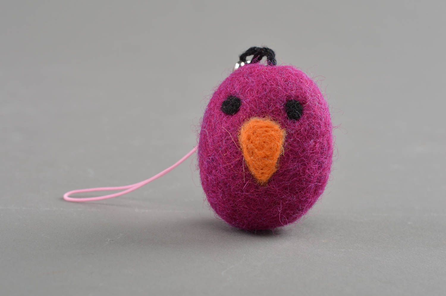 Beau porte-clés jouet oiseau en laine feutrée petit fait main accessoire violet photo 1