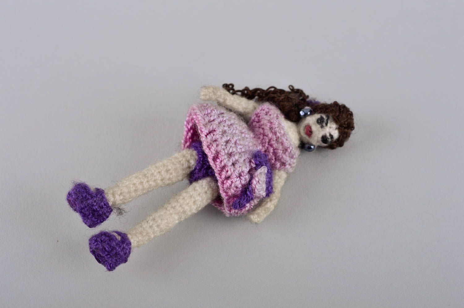 Мягкая игрушка куклы ручной работы кукла крючком интерьерная Девочка маленькая фото 4