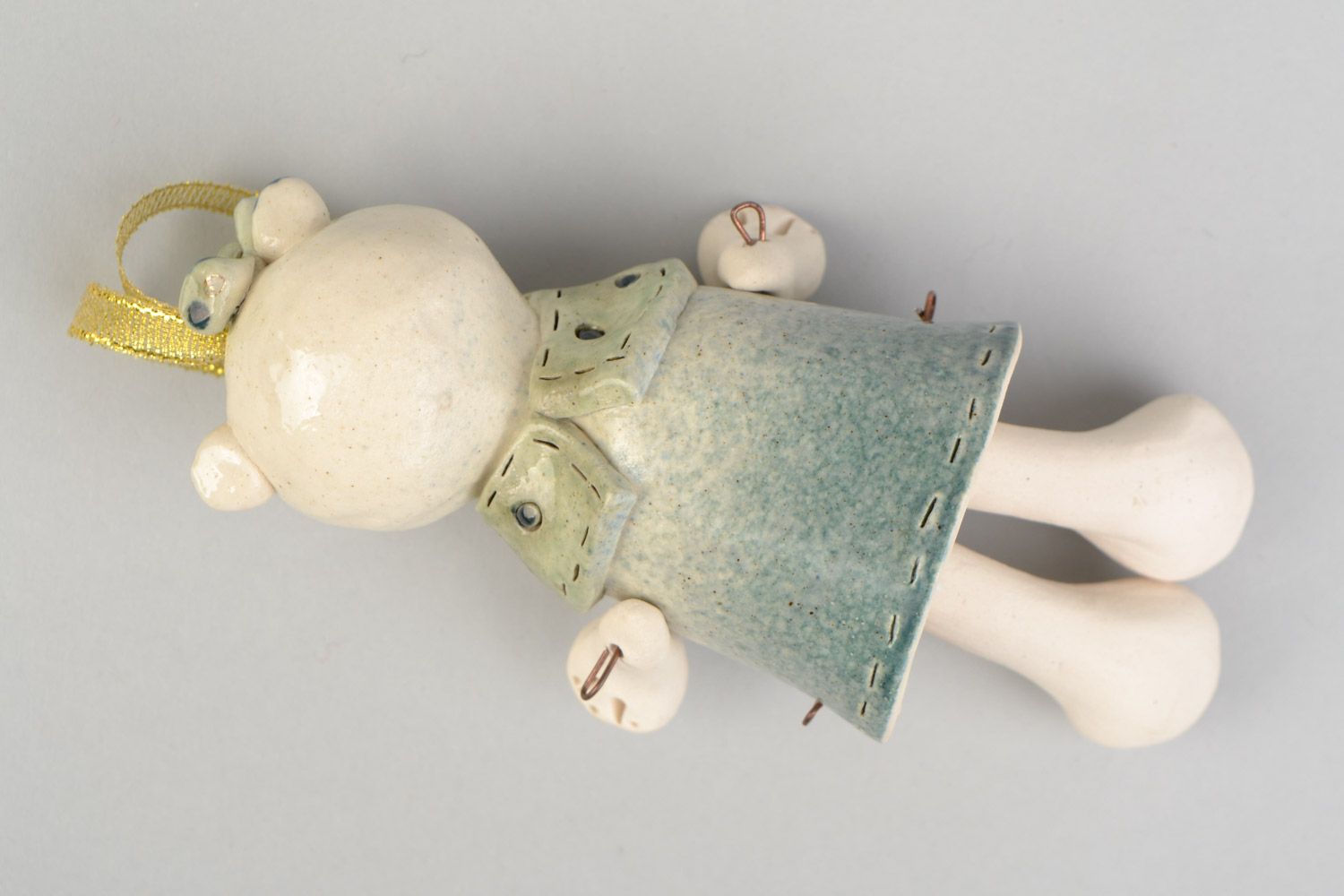 Оригинальный глиняный колокольчик в виде мишки с конфетами ручной работы фото 4