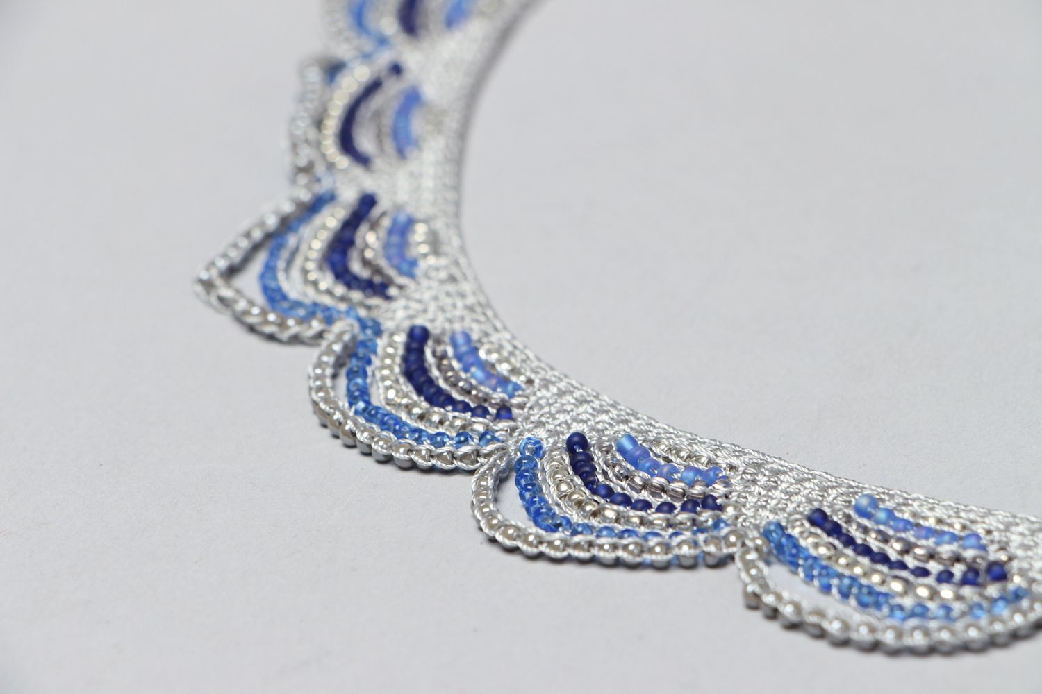 Blue crochet necklace photo 2