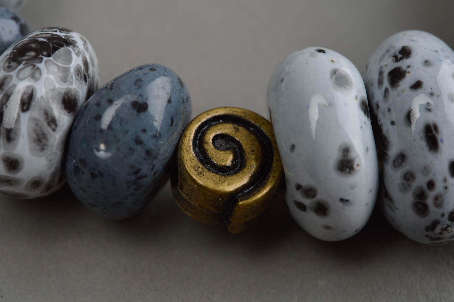 Bracciale di perle in porcellana fatto a mano braccialetto originale da polso 
 foto 5