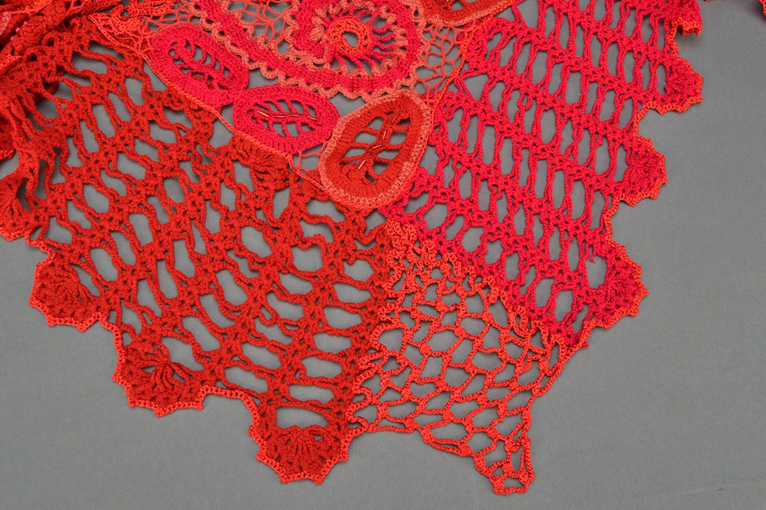Woolen crochet lace shawl of red color photo 2