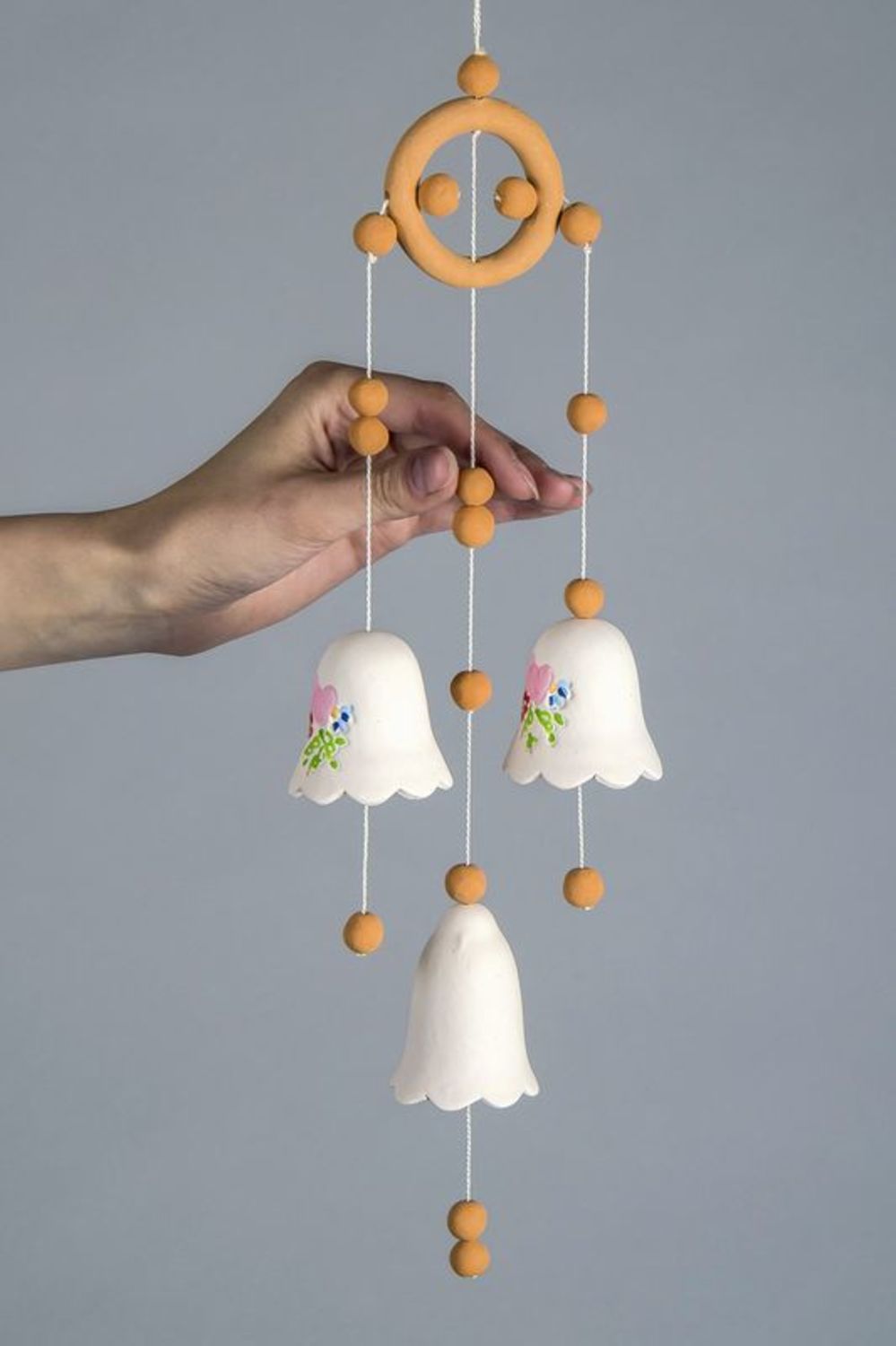 Ceramic hanging bells white and brown photo 2