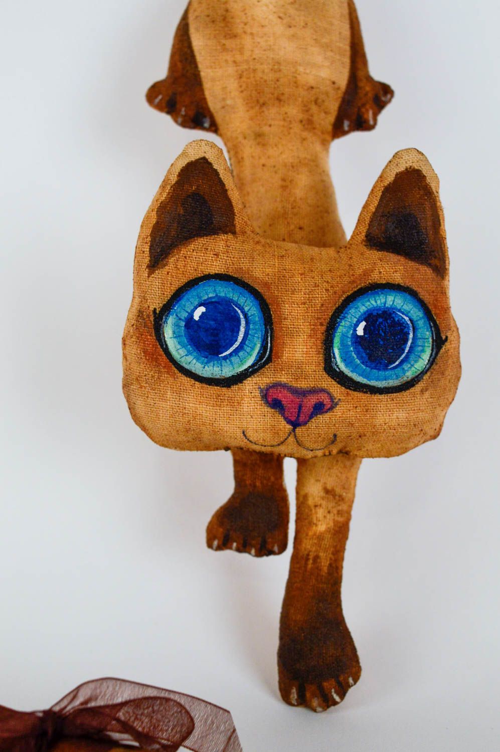 Peluche chat décorative brune en tissu de coton aromatisée belle faite main photo 5