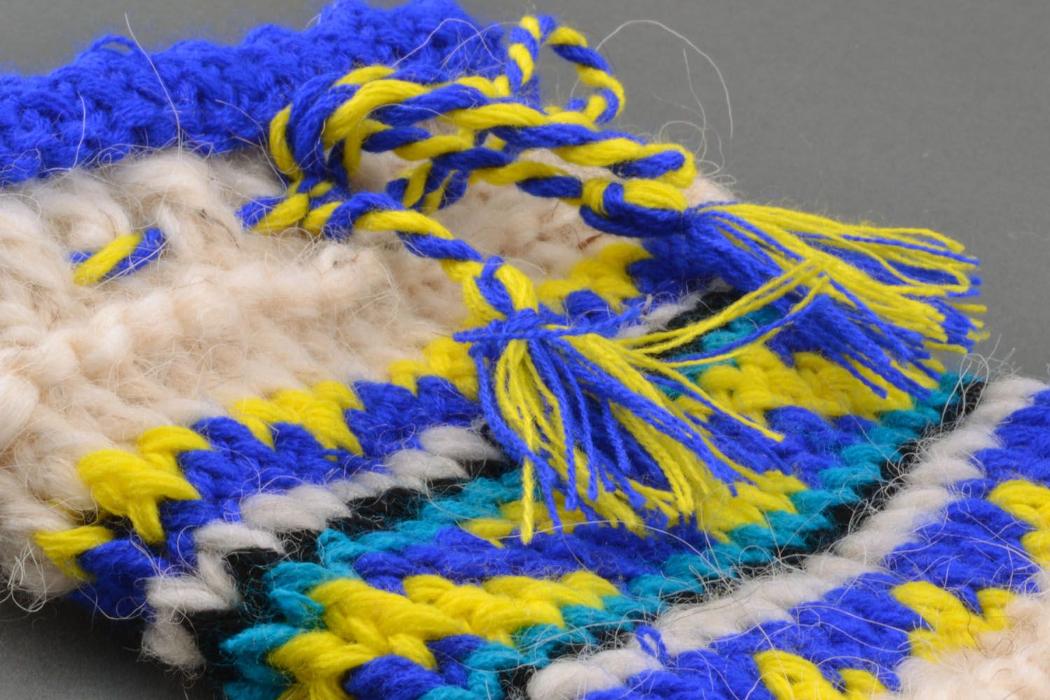 Calcetines de lana tejidos a mano Blancos con azul	 foto 3