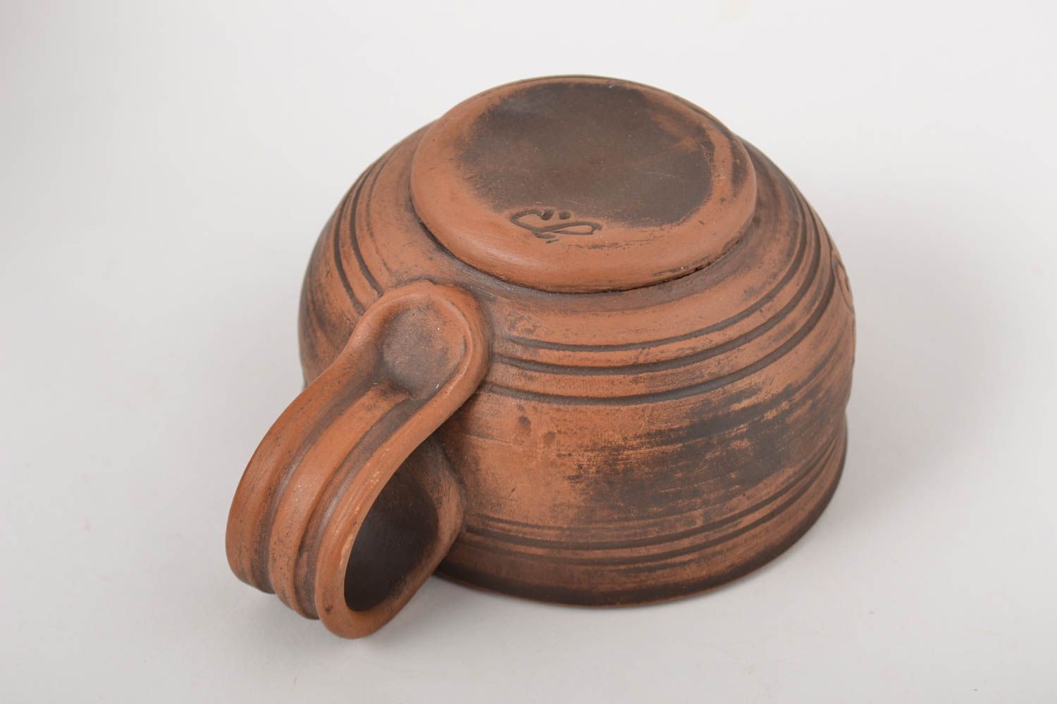 Taza original hecha a mano cerámica artesanal utensilio de cocina estiloso foto 3
