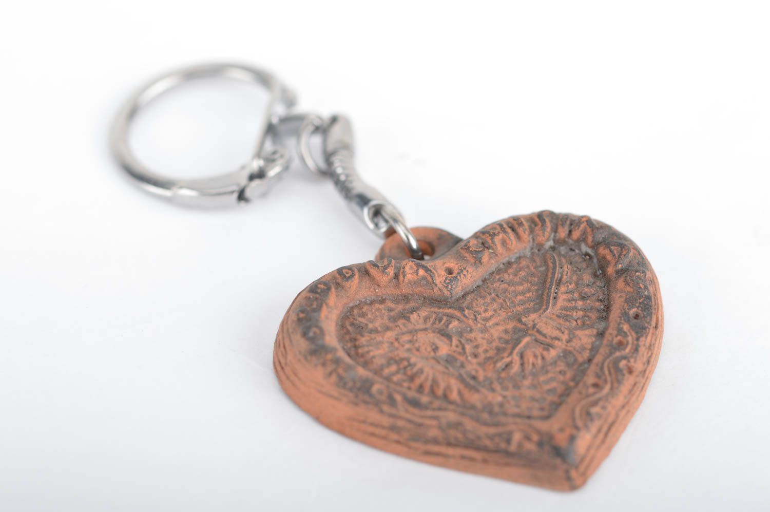 Porte-clés coeur en argile fait main marron écologique fourniture en métal photo 2