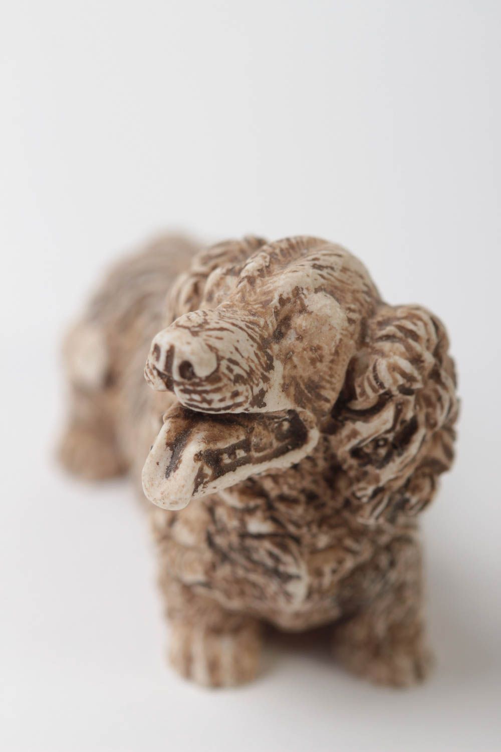 Статуэтка из полимерной смолы в виде собаки Такса маленькая настольная хенд мейд фото 2