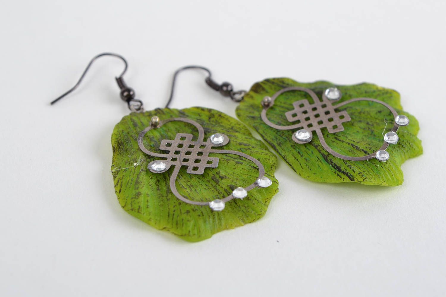 Handmade green plastic dangle earrings in the shape of leaves photo 4