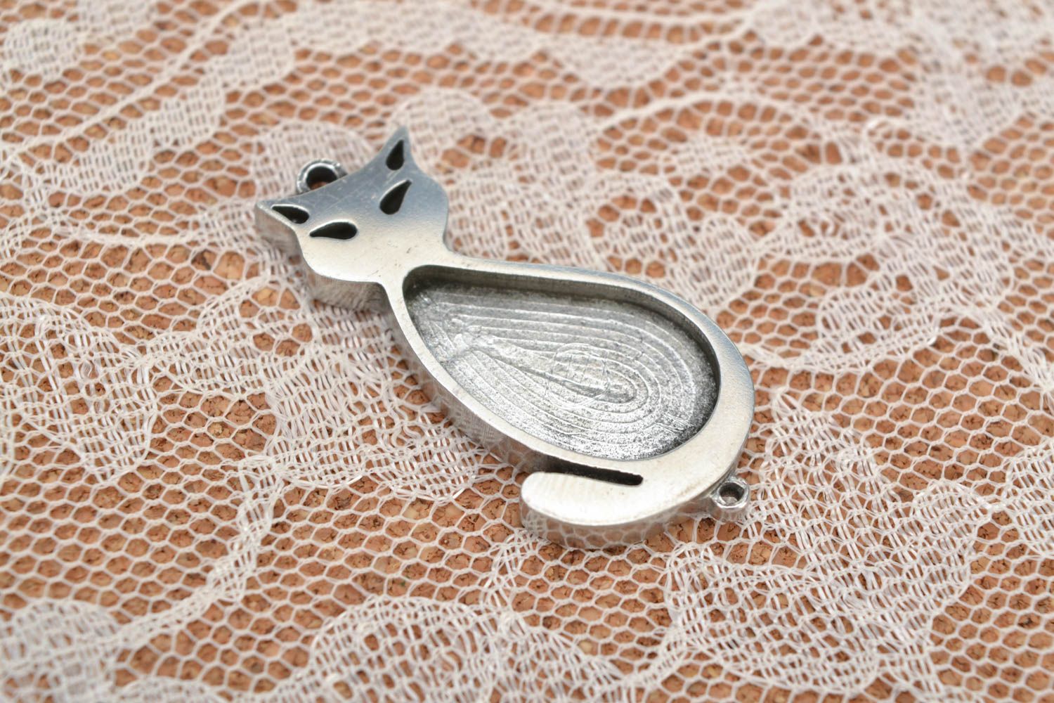 Beautiful metal blank pendant for creative work how to make jewelry photo 1