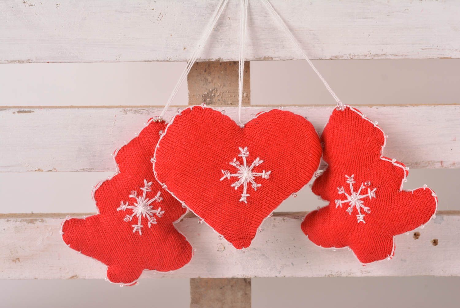 Décorations pour sapin de Noël faites main 2 sapins et coeur rouges Déco Noël photo 1