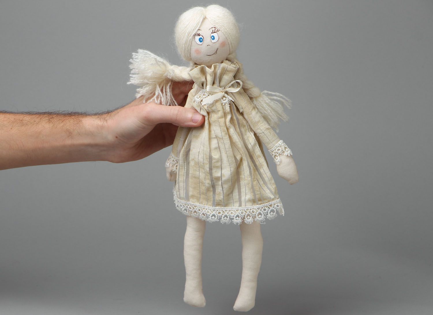 Текстильная кукла для интерьера фото 4