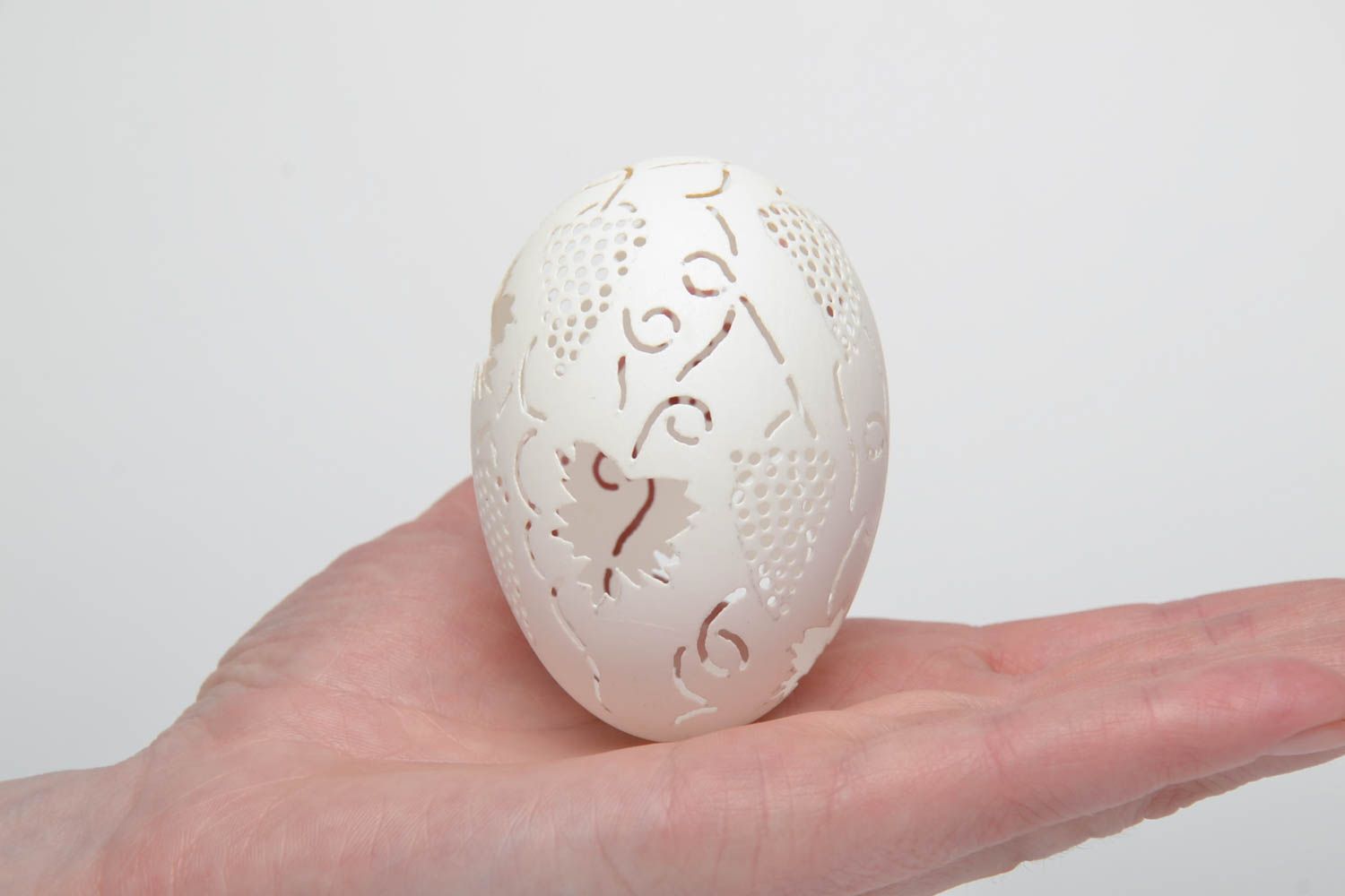 Декоративное яйцо гравированное Виноград фото 5