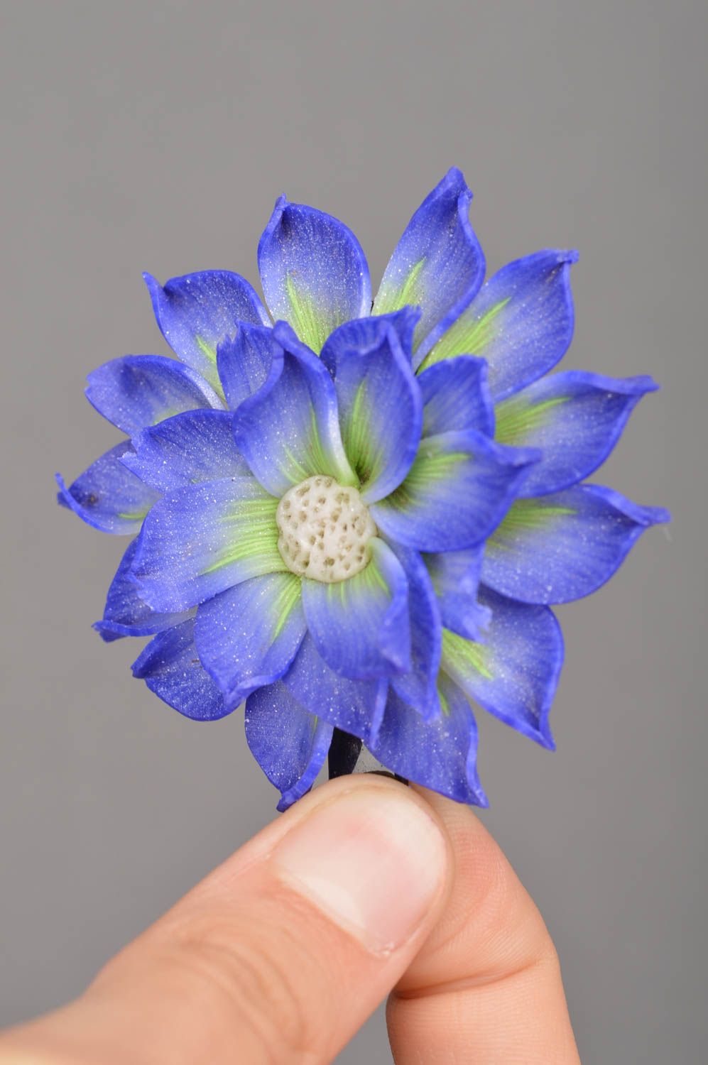 Handmade designer metal hair clip with polymer clay blue flower Chrysanthemum photo 2