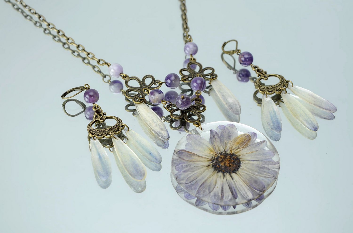 Jewelry set Amethyst with natural stones photo 4