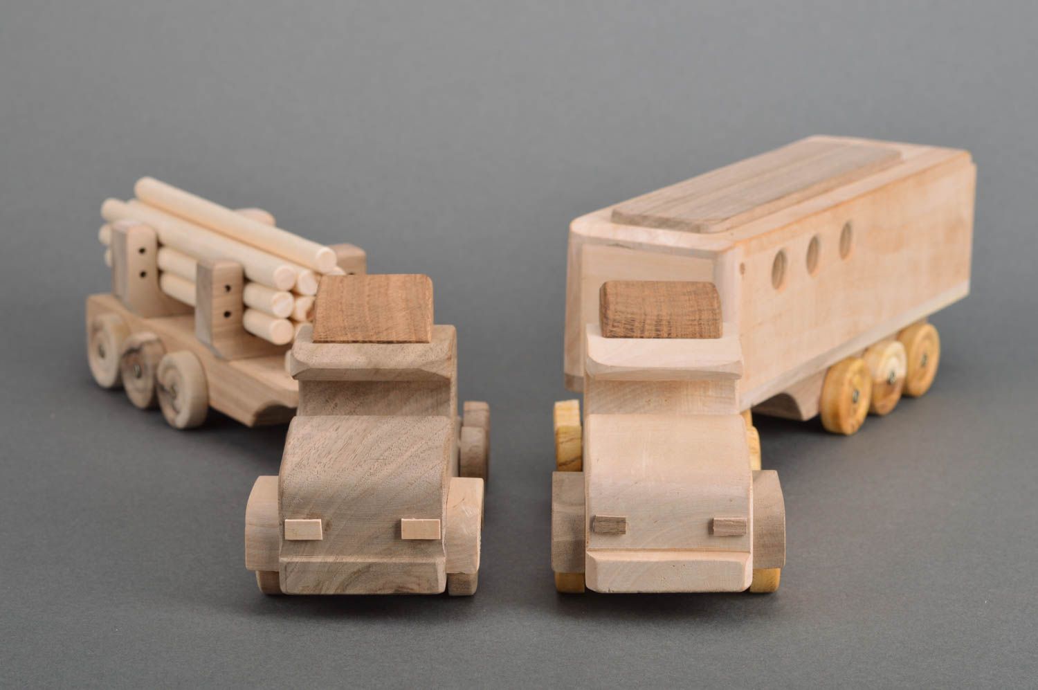 Handmade children's wooden toy cars set 2 pieces trucks with trailer photo 3