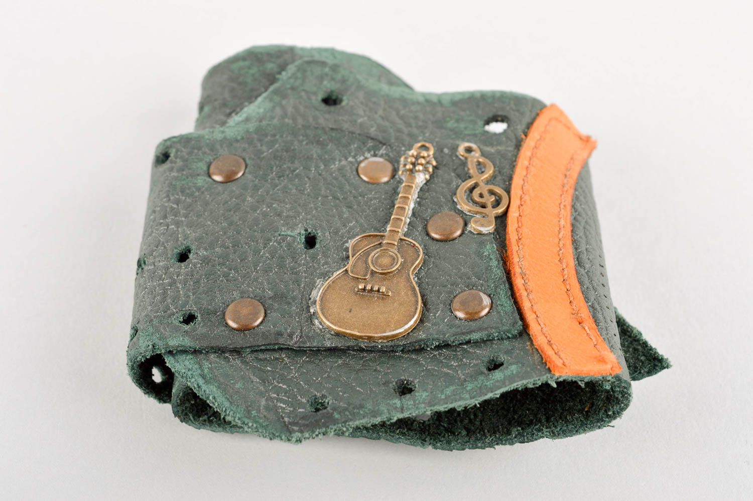 Bracelet large en cuir Bijou fait main guitare et clef de sol Cadeau pour femme photo 2