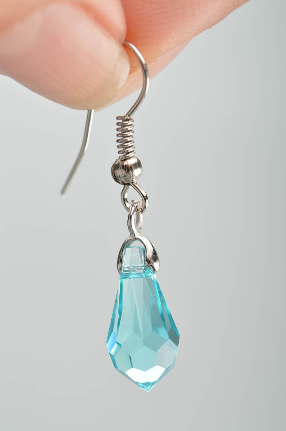Boucles oreilles pendantes Bijou fait main Cadeau pour femme avec cristal bleu photo 3