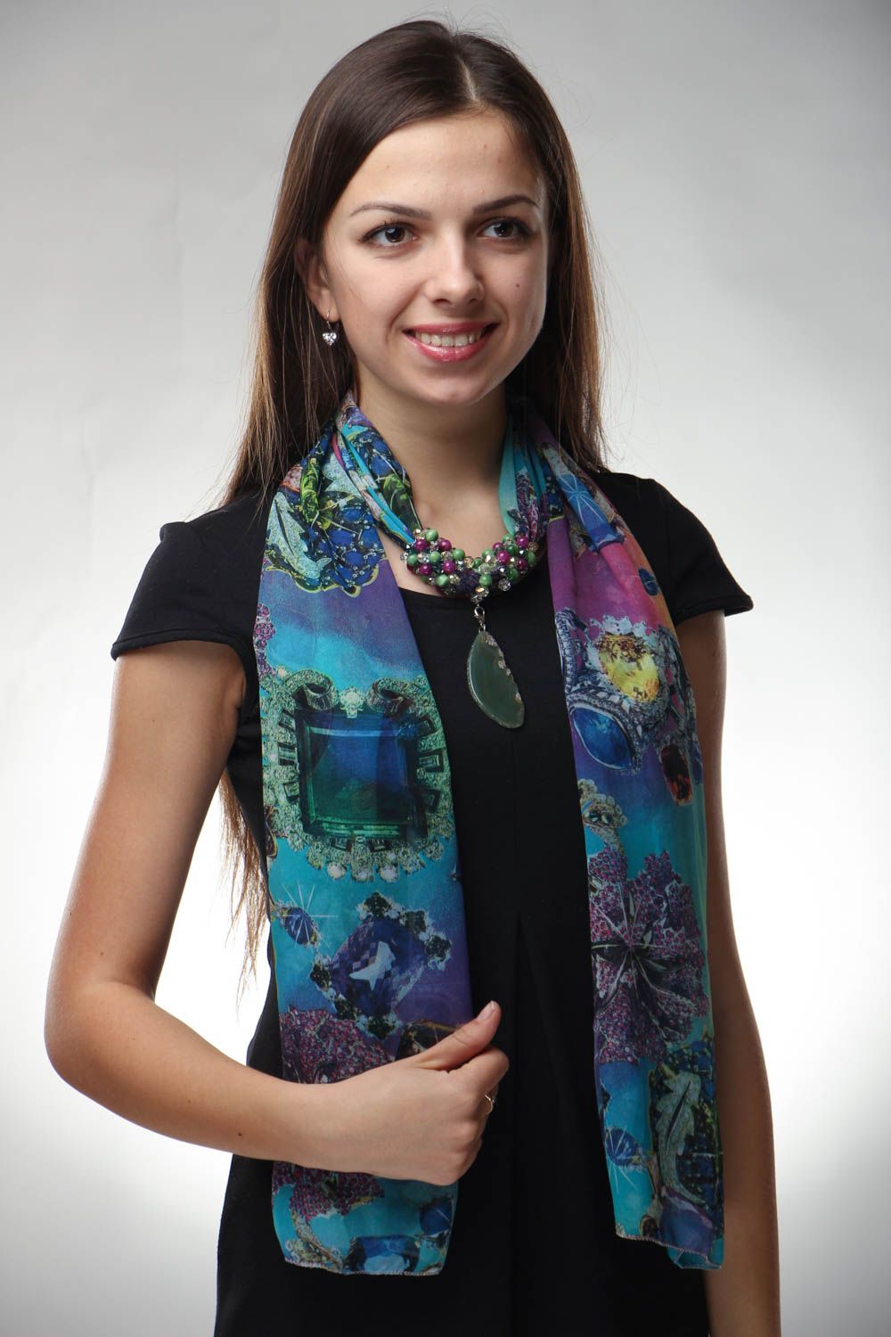 Silk-chiffon scarf with agate photo 1