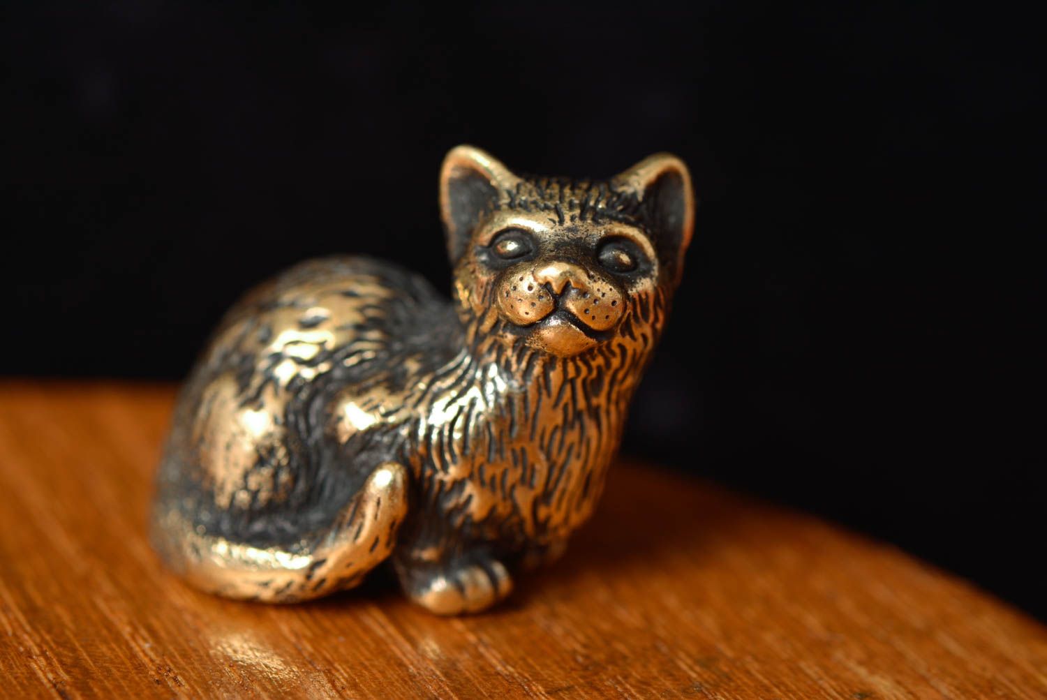 Unusual handmade miniature cast bronze statuette of cat for home decor photo 1