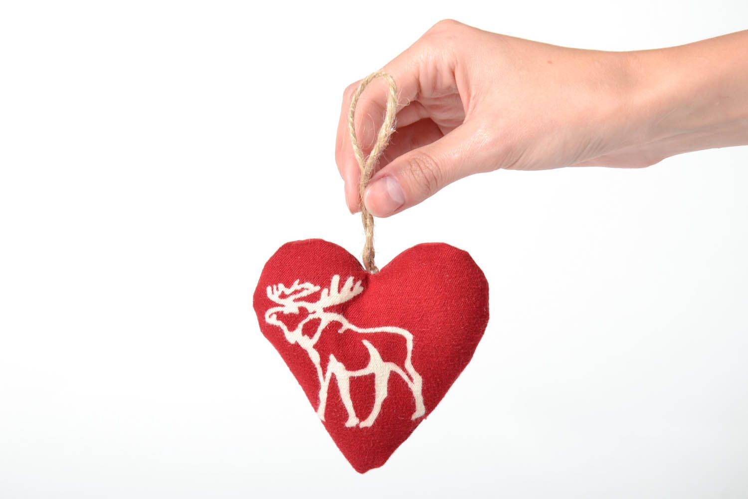 Pingente decorativo artesanal em forma de um coração macio para interior  foto 5