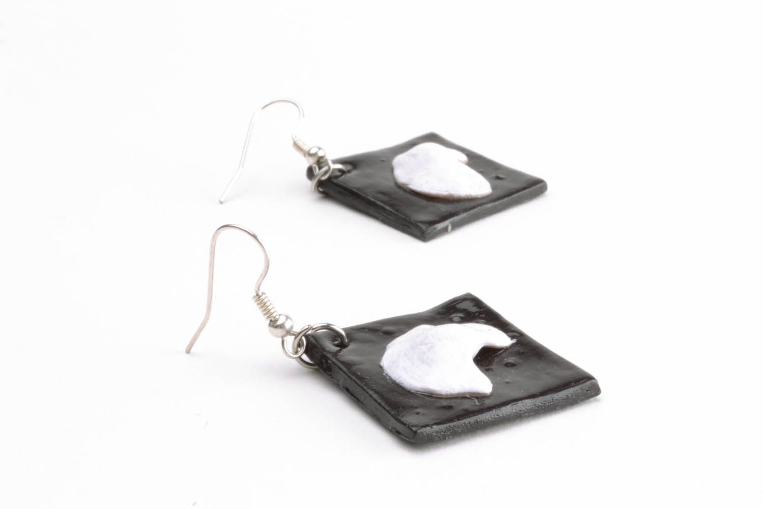 Earrings with square pendants photo 2