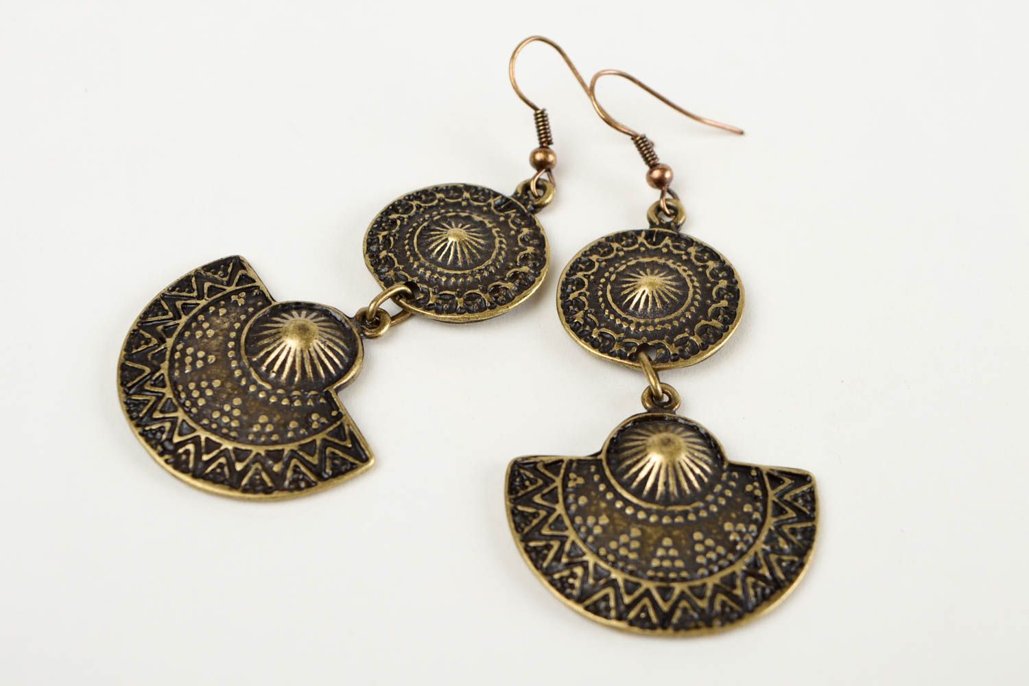 Boucles d'oreilles métal Bijou fait main style ethnique Cadeau pour femme photo 4