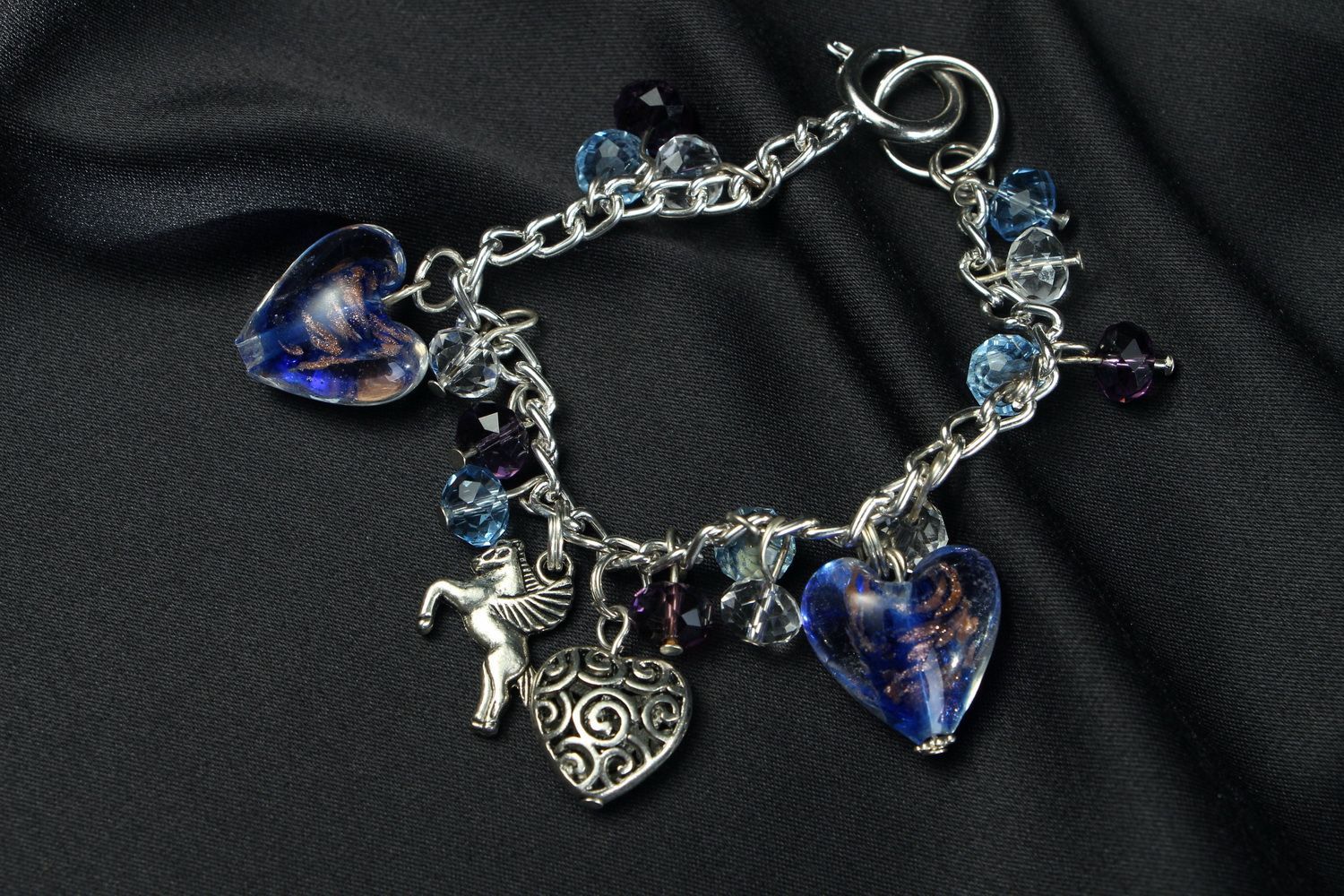 Armband mit blauen böhmischen Glasperlen foto 1