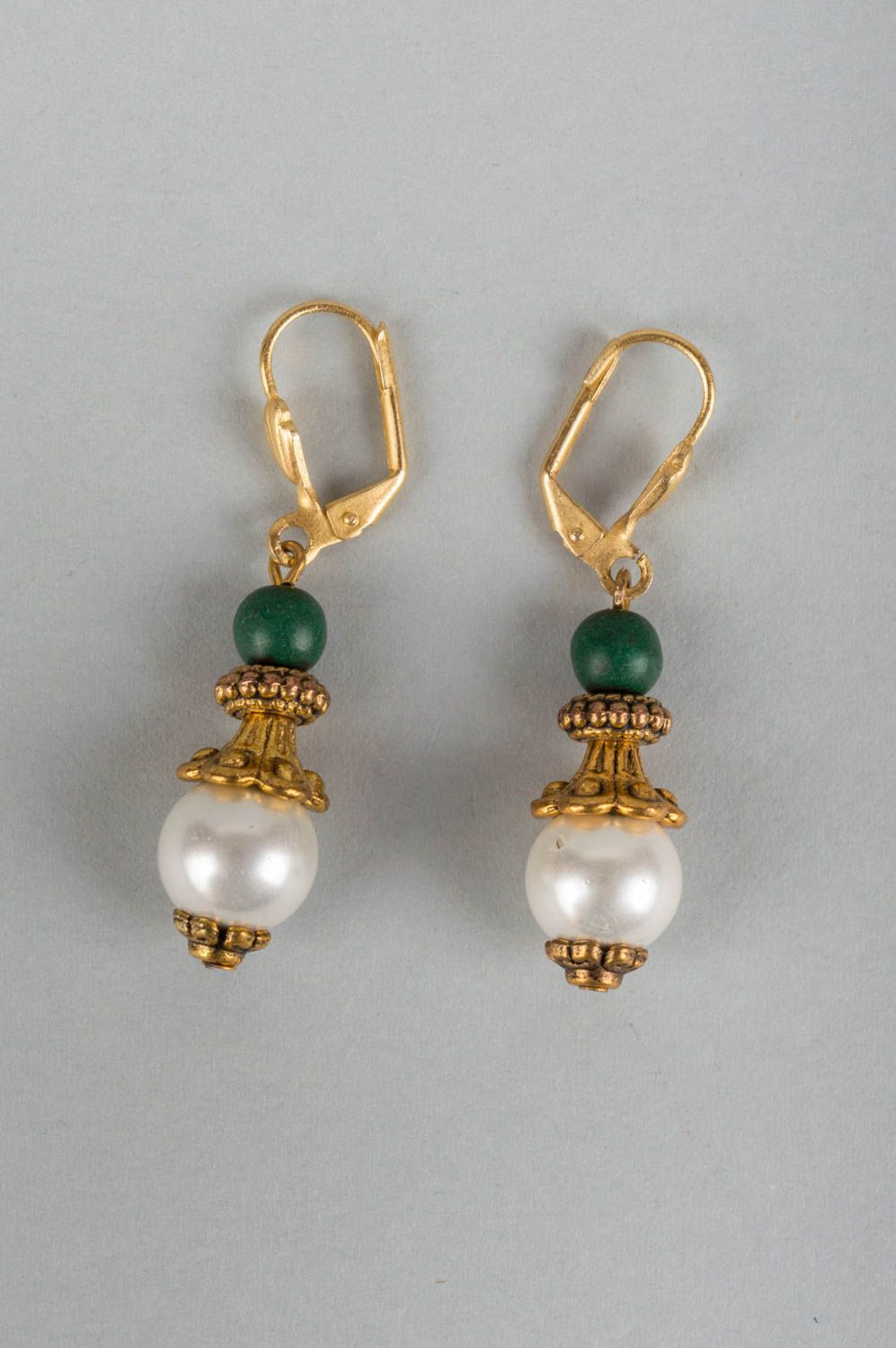 Handgemachte elegante Ohrringe aus Achat und Perlen für tägliches Outfit foto 2
