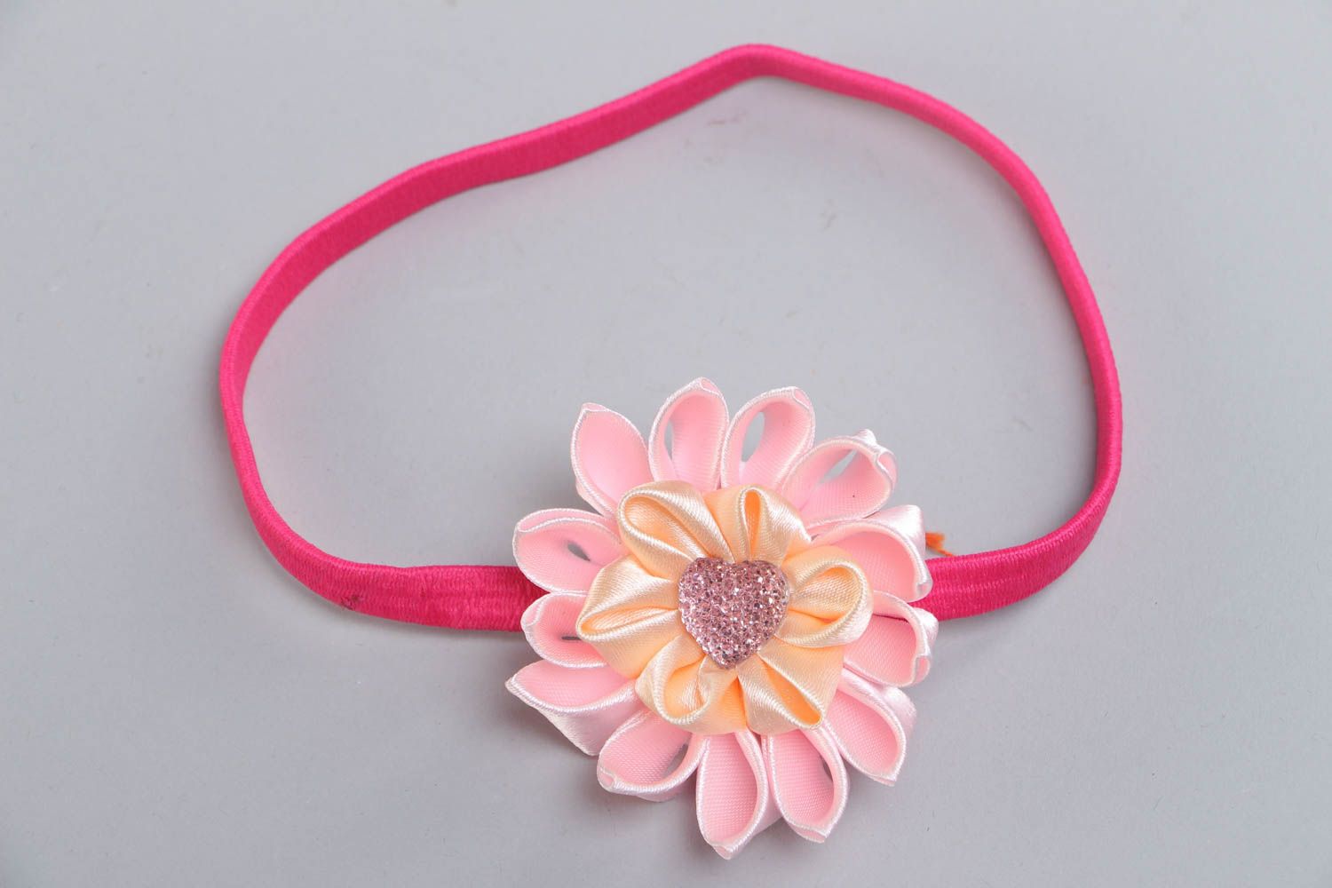 Bandeau à cheveux fin pour fillette fleur rose technique kanzashi bijou enfant photo 2