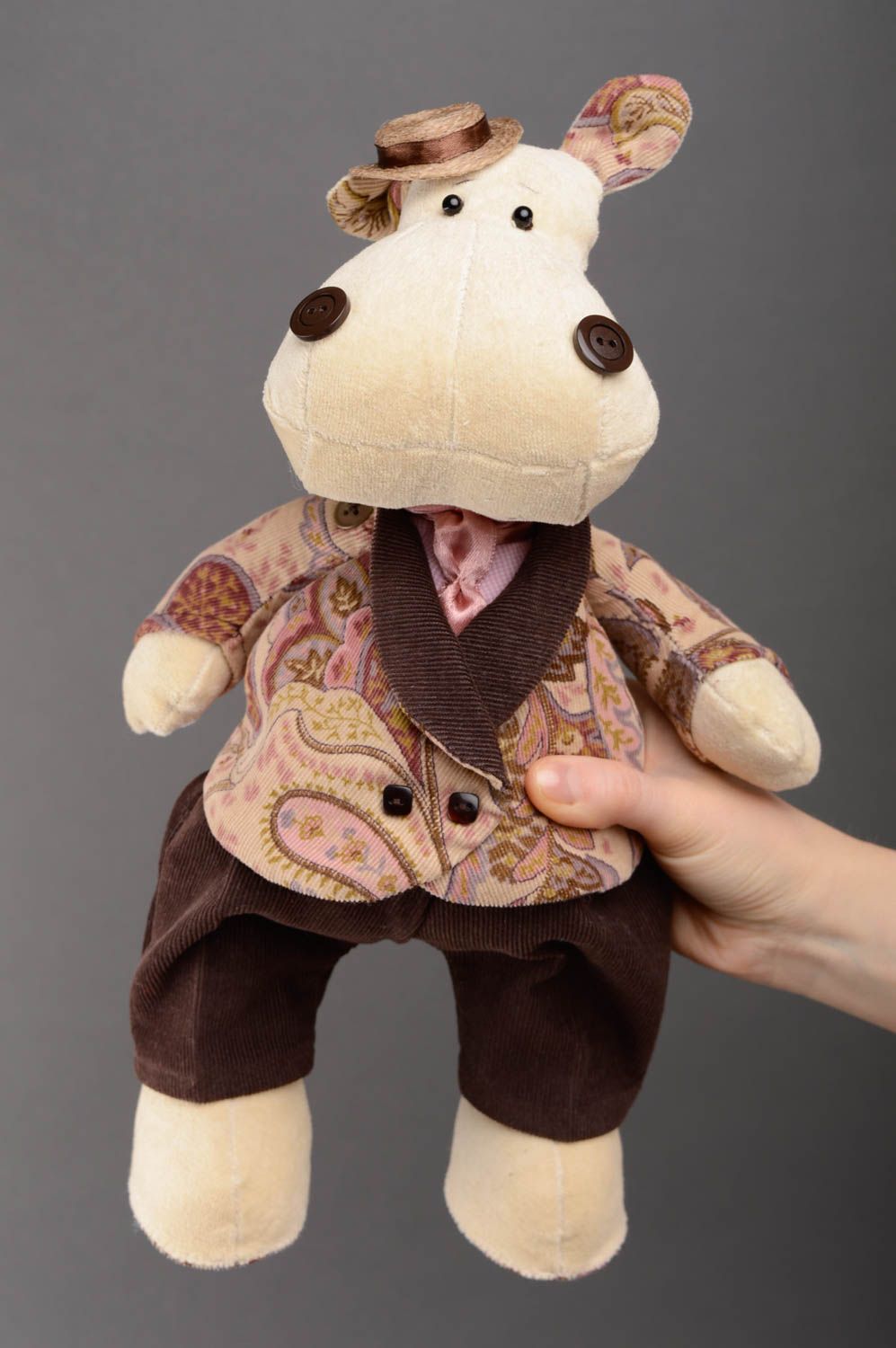 Jouet en tissu hippopotame en coton en costume fait main décoration chambre photo 2