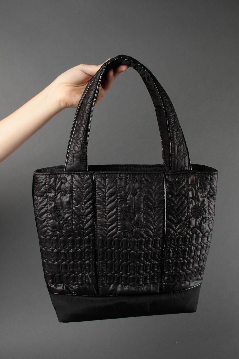 Handgefertigte Designer Tasche Umhängetasche Damen Frauen Geschenk in Schwarz foto 1
