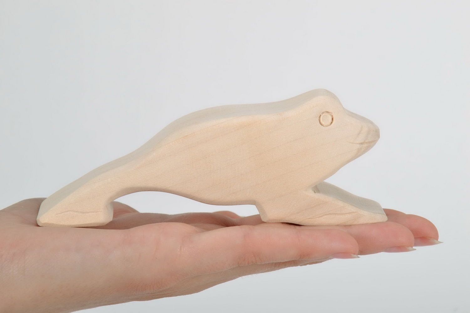 Wooden statuette Frog photo 2