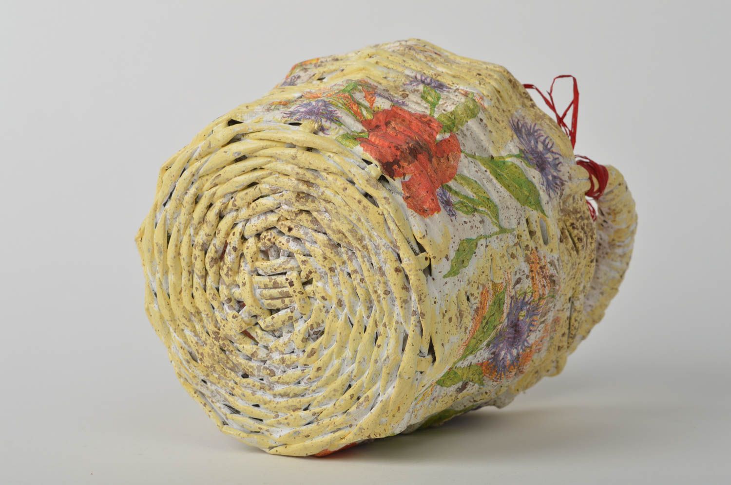 Декоративная корзинка ручной работы корзина из бумаги плетеная корзина  фото 4